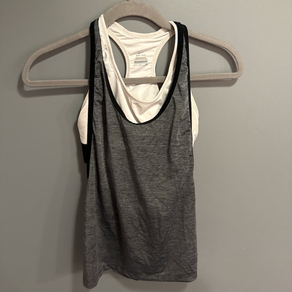 Nike Women's Gray and Black Tank Top